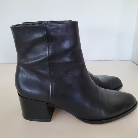 SAM EDELMAN Sz 8 Black Leather JOEY Block 2" Chunky Heel Ankle Bootie Side Zip - Picture 3 of 12